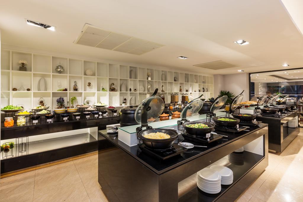 The Charm Resort Phuket - Sha Certified Ngoại thất bức ảnh